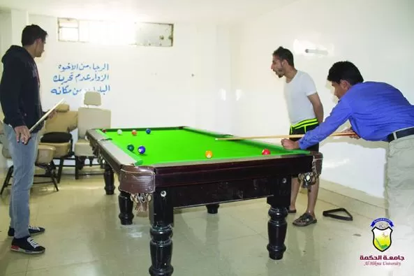 جامعة الحكمة تنظم لطلابها رحلة ترفيهية جامعة الحكمة تنظم لطلابها رحلة ترفيهية