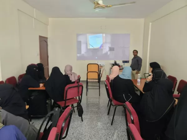 طالبات قسم الصيدلة م2 يحققن المركز الأول في نهائي المسابقات الثقافية بجامعة الحكمة - فرع الحوبان طالبات قسم الصيدلة م2 يحققن المركز الأول في نهائي المسابقات الثقافية بجامعة الحكمة - فرع الحوبان