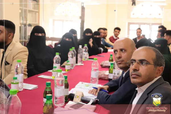 كلية العلوم الطبية بجامعة الحكمة تقيم المناقشات العلنية لمشاريع تخرج طلاب قسم الصيدلة كلية العلوم الطبية بجامعة الحكمة تقيم المناقشات العلنية لمشاريع تخرج طلاب قسم الصيدلة