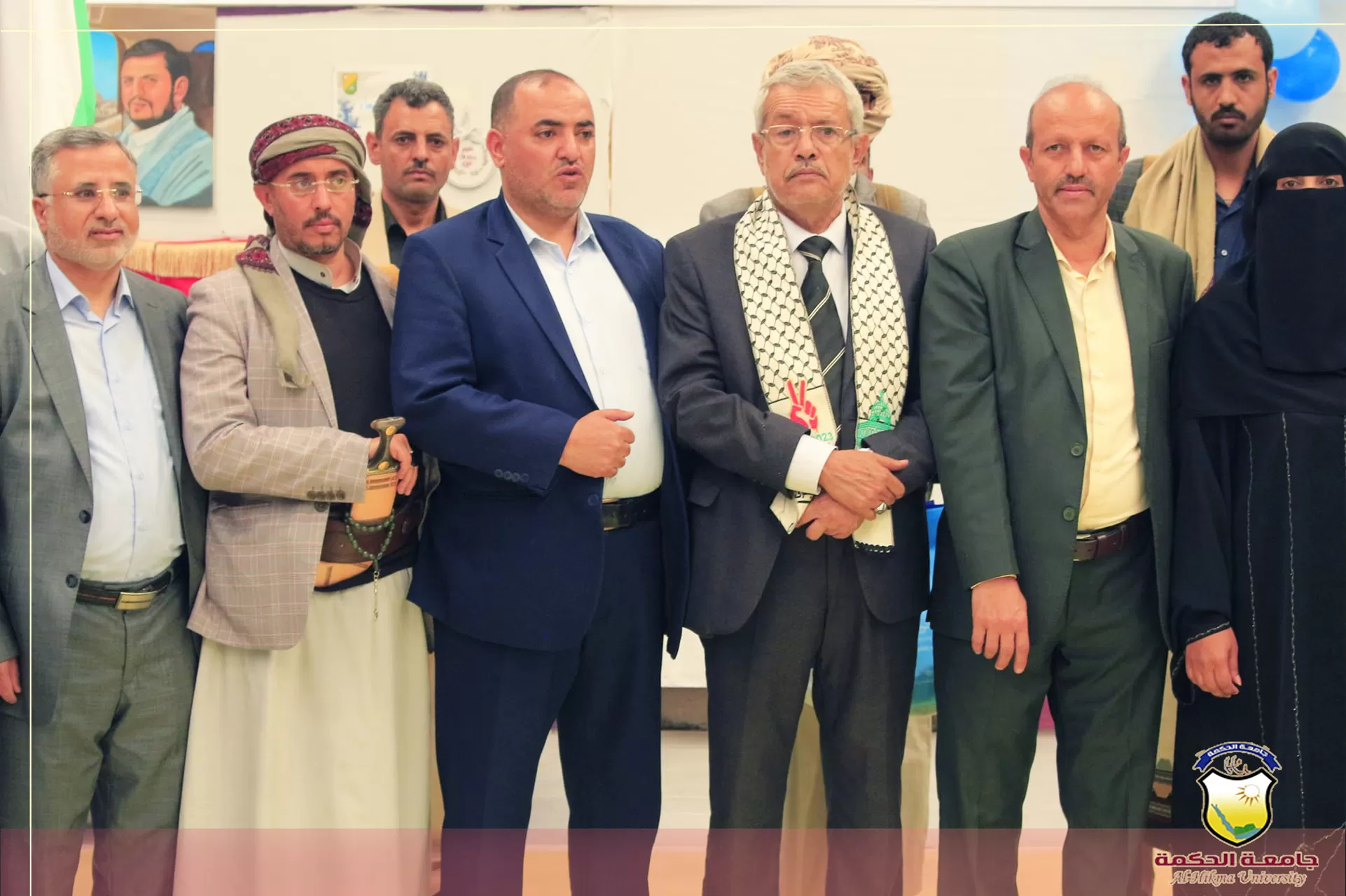 جامعة الحكمة تشارك في المعرض الأول للمنتجات اليدوية والبازار الخيري لطالبات الجامعات الحكومية والأهلية