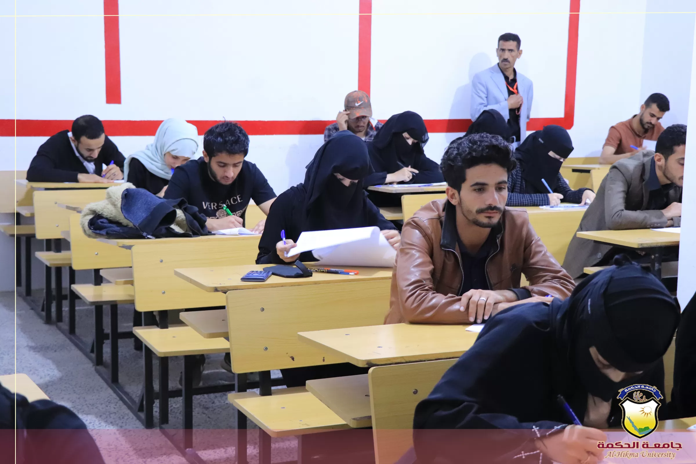 جامعة الحكمة تدشن امتحانات الفصل الدراسي الثاني للعام الجامعي 1445هـ - 2023/ 2024م