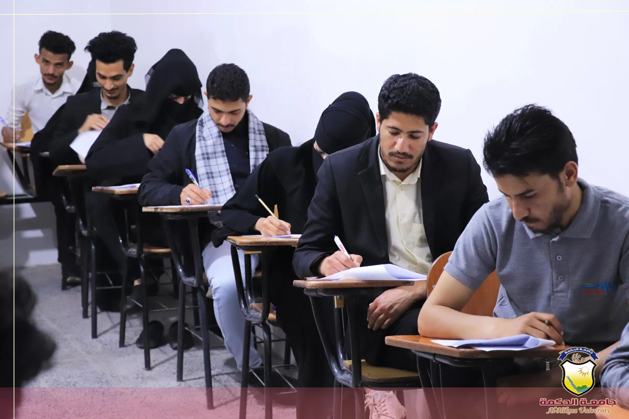 جامعة الحكمة تدشن امتحانات الفصل الدراسي الثاني للعام الجامعي 1445هـ - 2023/ 2024م