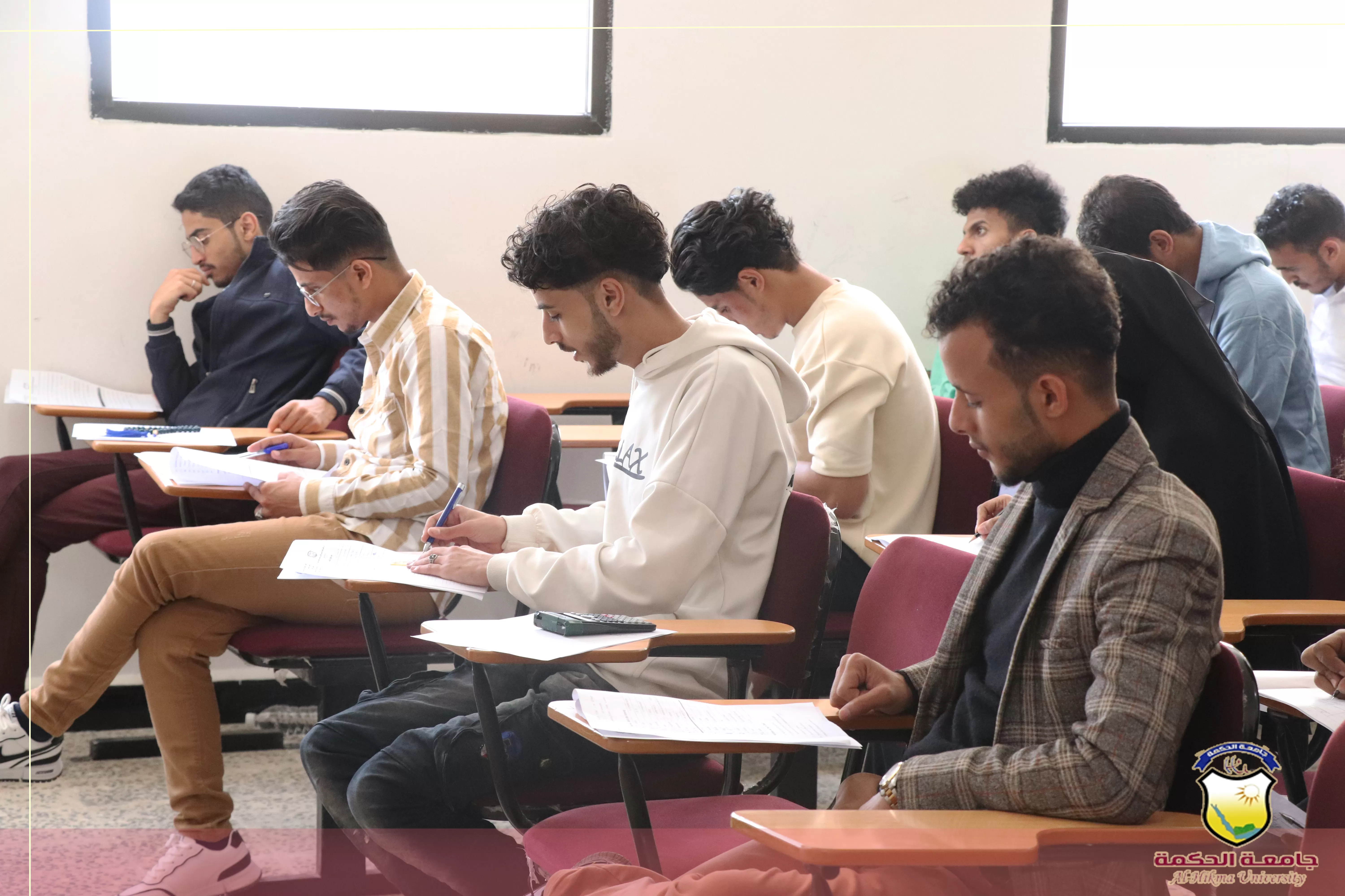 بحضور رئيس جامعة الحكمة الدكتور مختار دائل؛ جامعة الحكمة تدشن الإمتحانات النهائية لطلبة المستوى الأول للعام الجامعي 2023/2024م