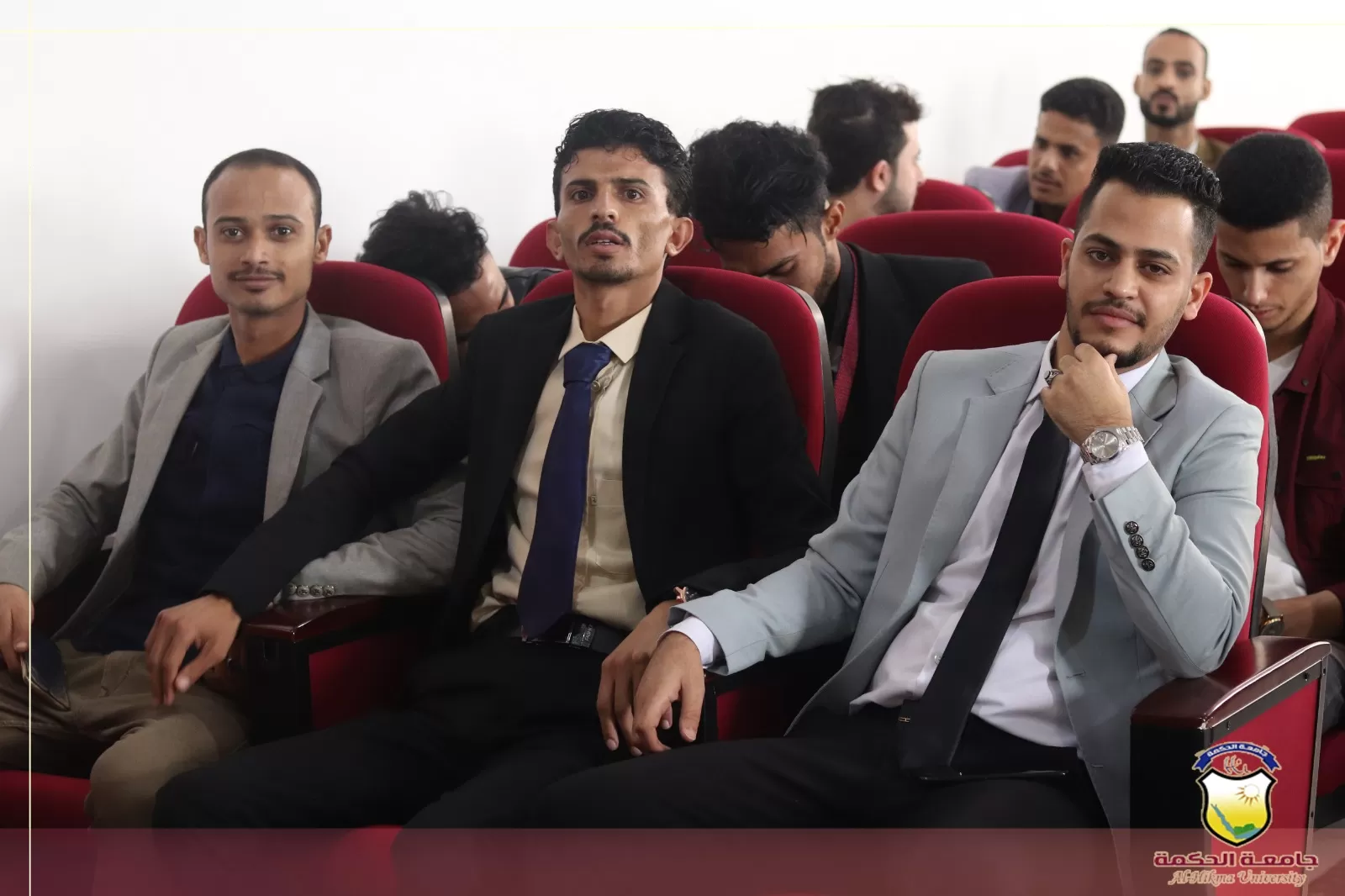 كلية العلوم الطبية بجامعة الحكمة تقيم المناقشات العلنية لأبحاث تخرج طلاب قسم طب وجراحة الفم والأسنان