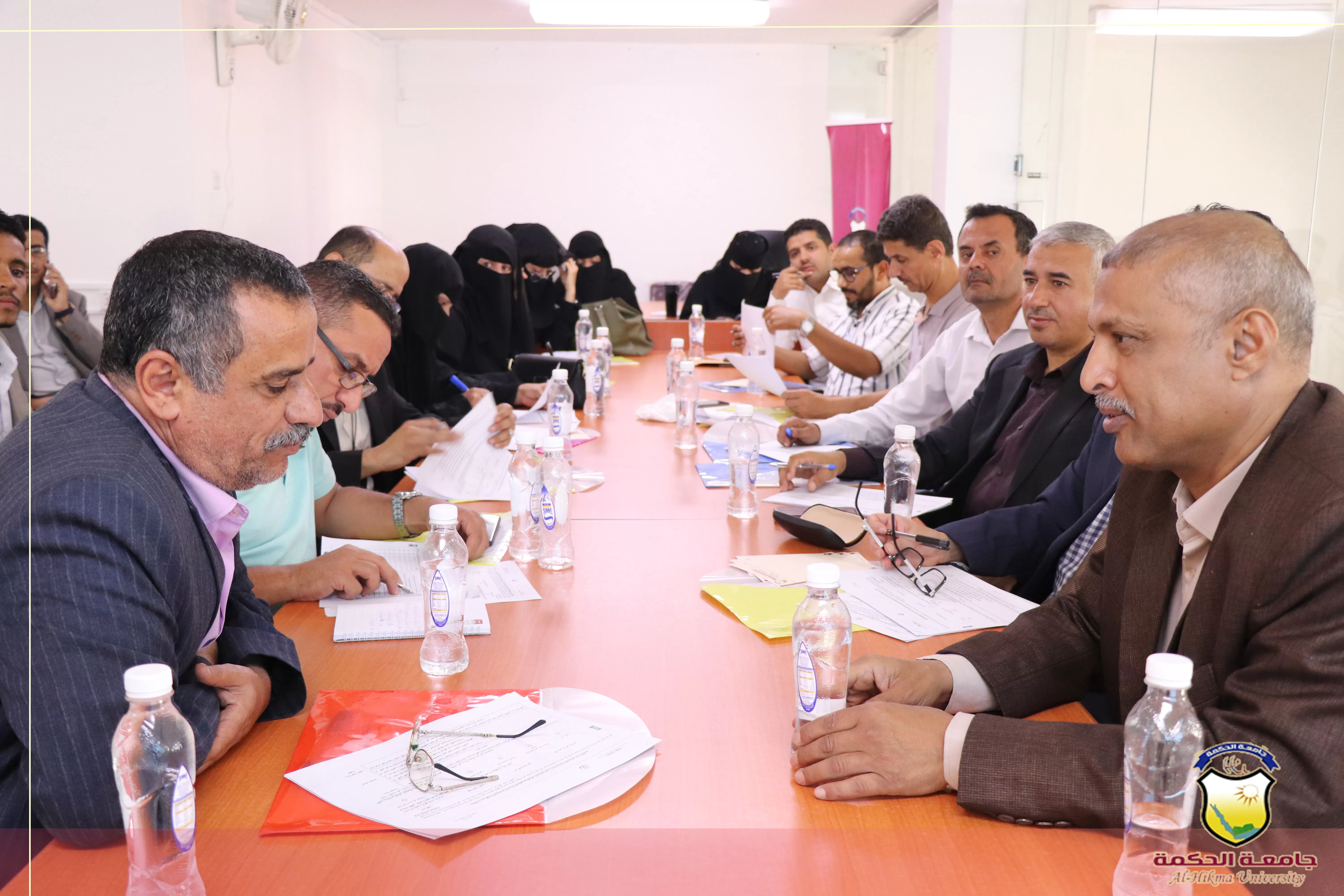 كلية العلوم الطبية بجامعة الحكمة تقيم ورشة مراجعة وتحديث برنامج طب وجراحة الفم والأسنان