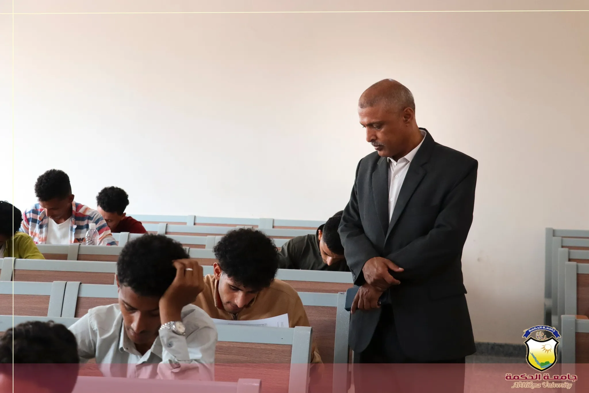 جامعة الحكمة - اليمن تجري إمتحانات المفاضلة للمتقدمين على المنح التنافسية للعام الجامعي 2024/2025م