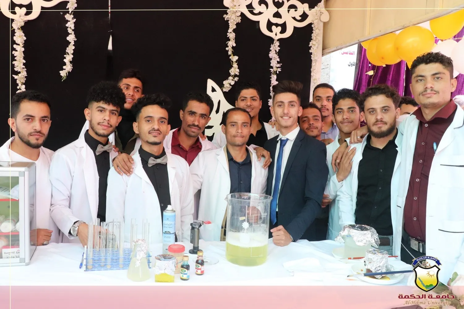 إفتتاح فعاليات الأسبوع العلمي ومعرض المنتج الدوائي بـ جامعة الحكمة - اليمن