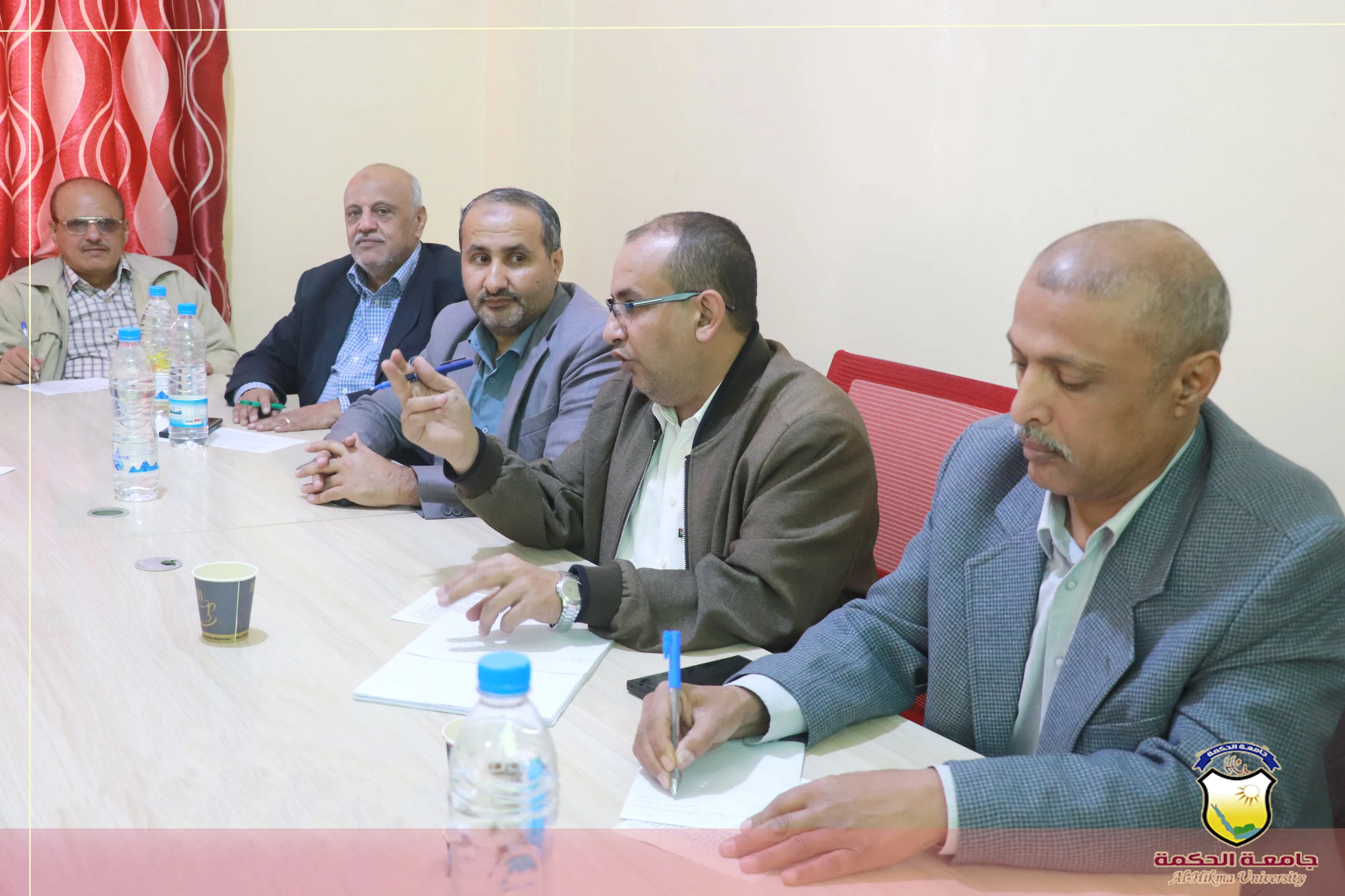 The Higher Committee for Development and Quality Assurance at Al-Hikma University – Yemen holds a meeting to discuss the progress of the educational process for the second semester