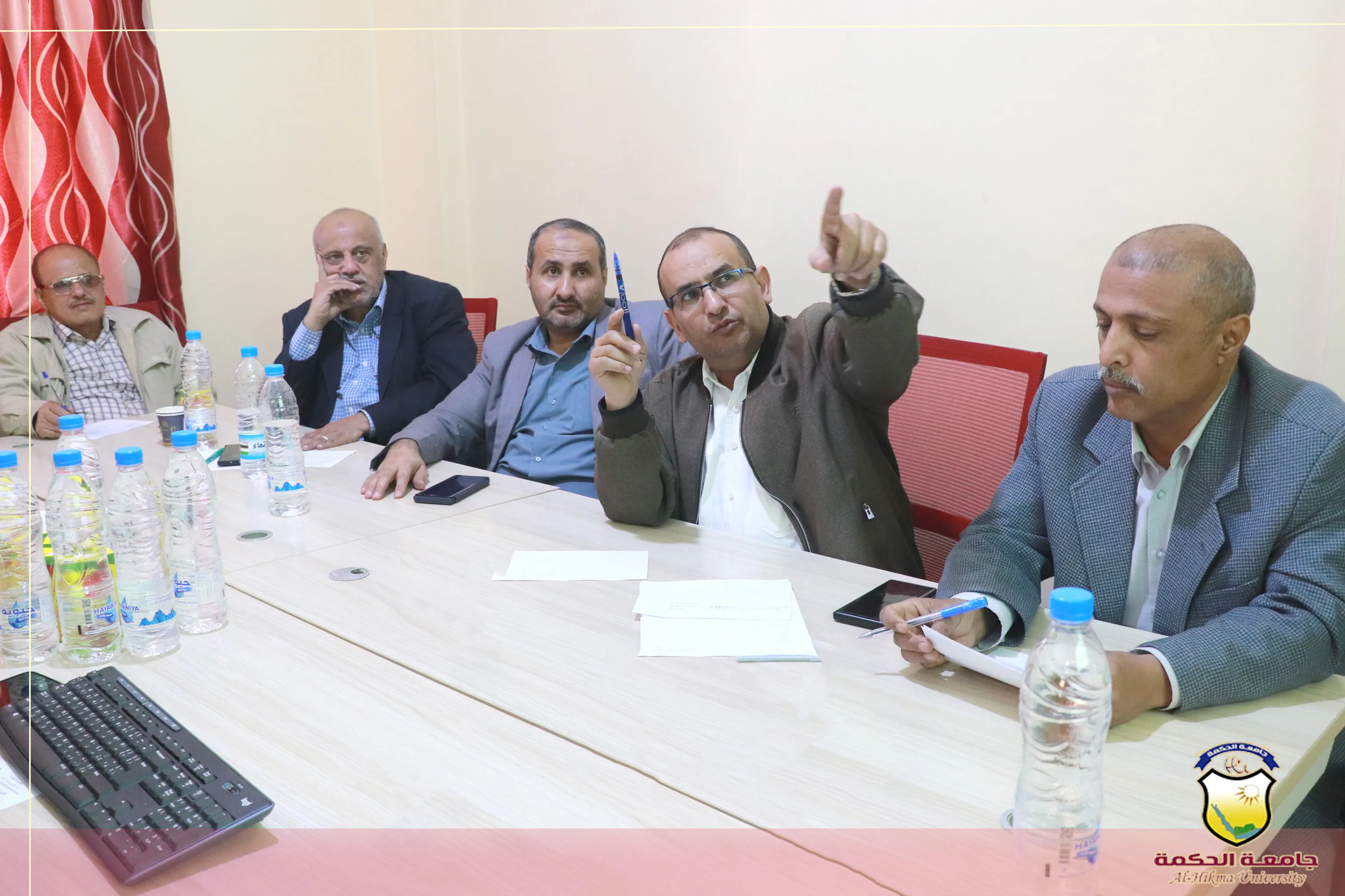 The Higher Committee for Development and Quality Assurance at Al-Hikma University – Yemen holds a meeting to discuss the progress of the educational process for the second semester