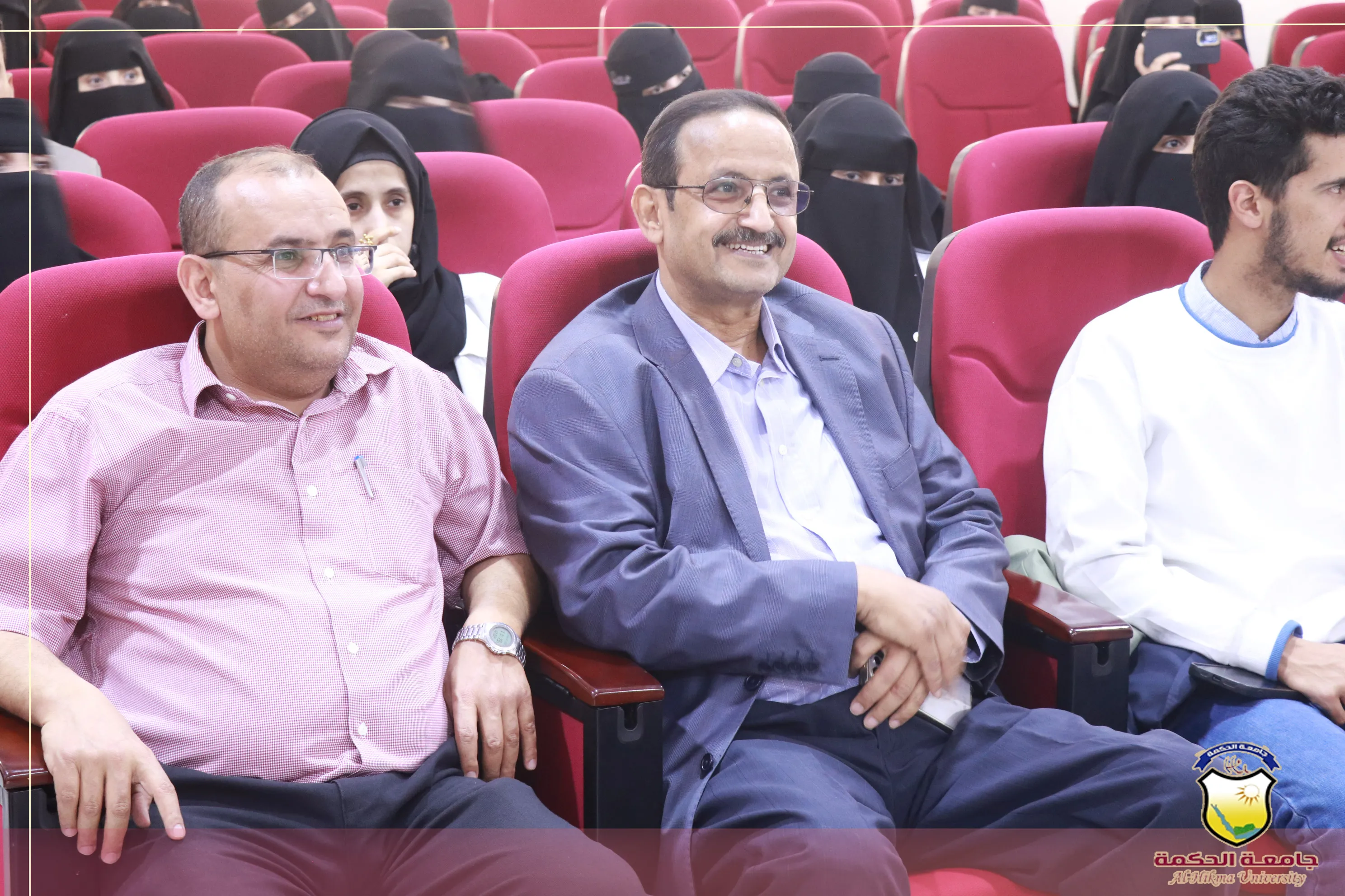 برعاية رئاسة جامعة الحكمة؛ تقيم كلية العلوم الطبية المؤتمر العلمي الثاني لمناقشة أبحاث تخرج الدفعة الثانية - قسم طب عام وجراحة