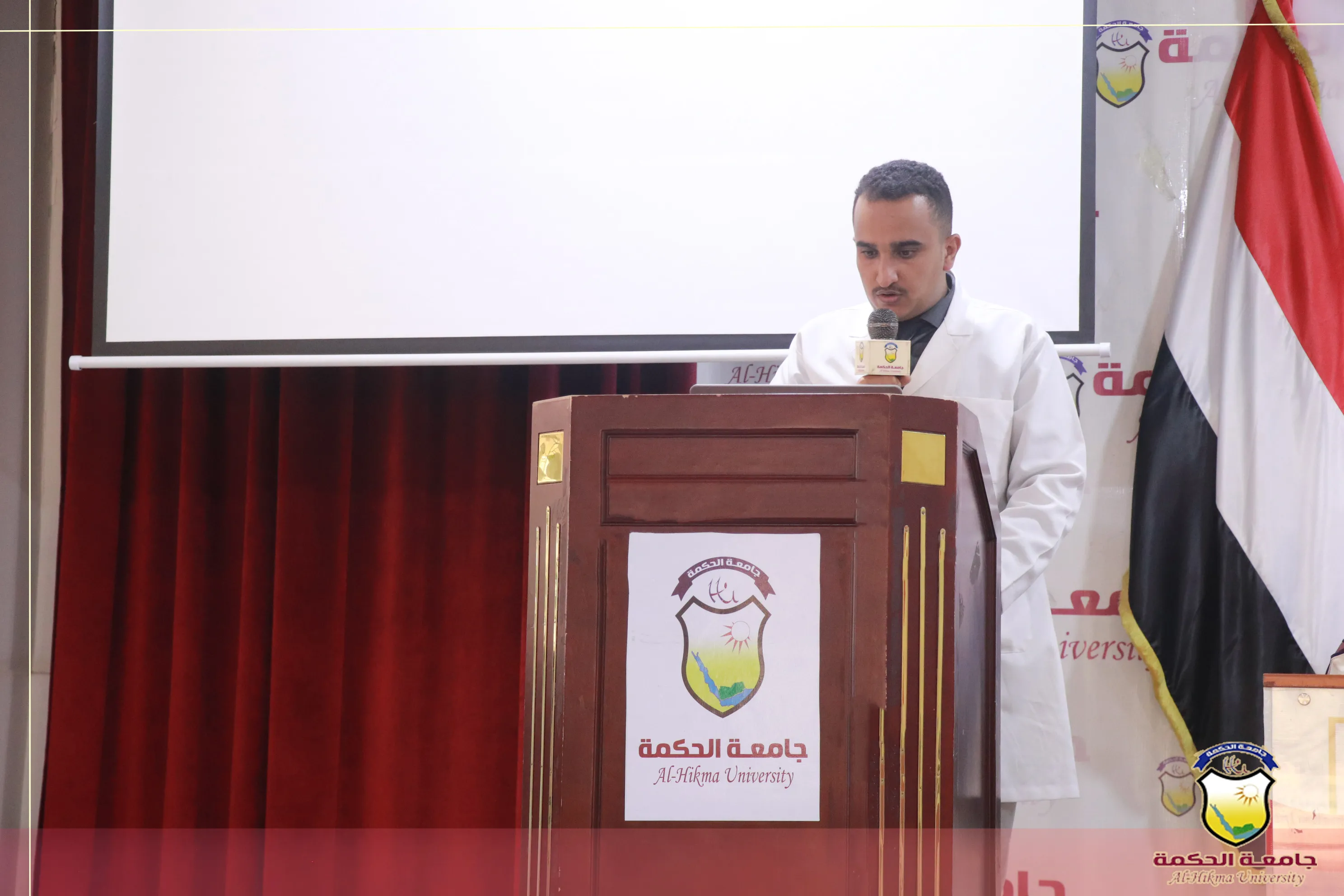 برعاية رئاسة جامعة الحكمة؛ تقيم كلية العلوم الطبية المؤتمر العلمي الثاني لمناقشة أبحاث تخرج الدفعة الثانية - قسم طب عام وجراحة