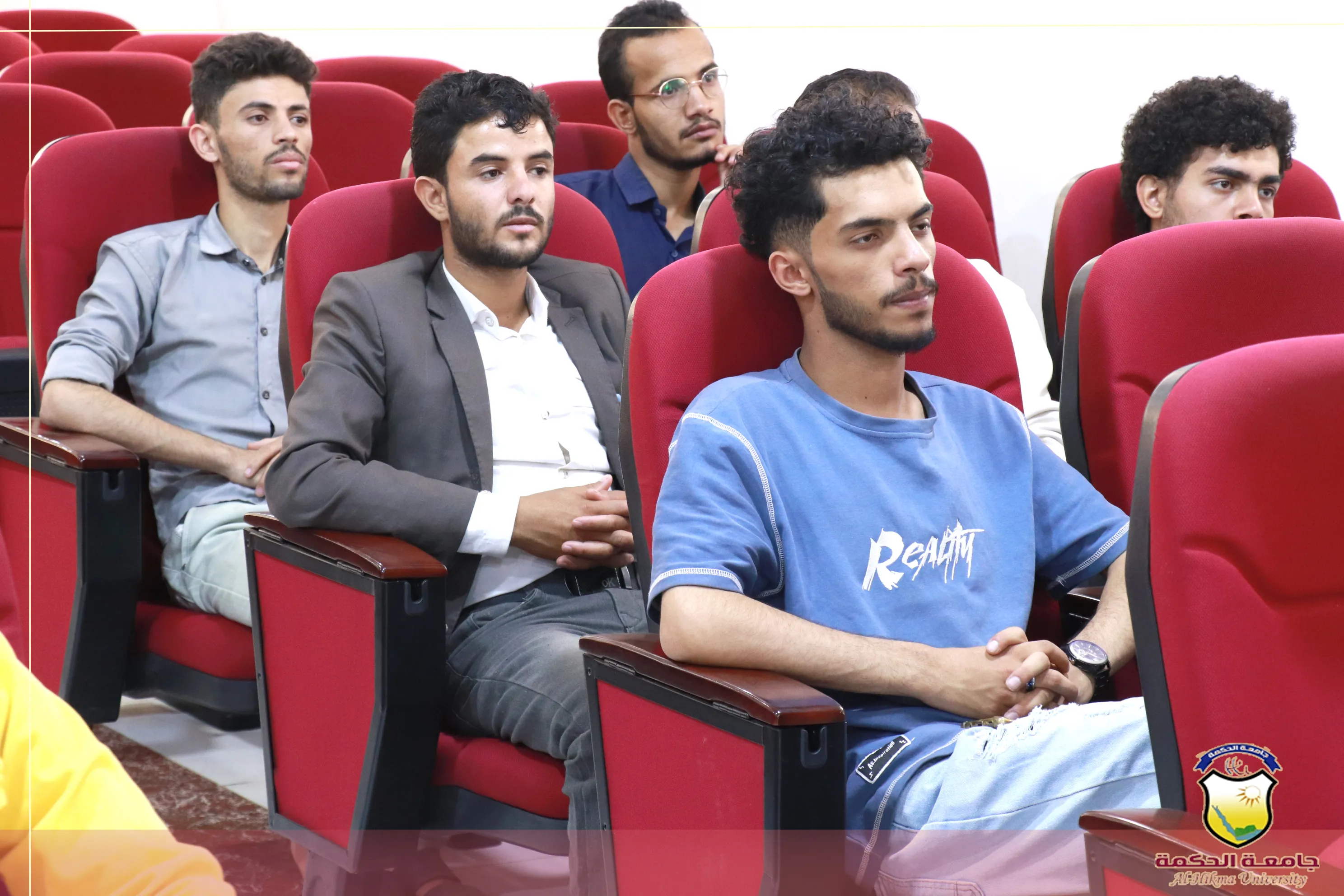 قسم علوم الصيدلة بجامعة الحكمة يقيم ندوة علمية بعنوان "كيف ستبدأ رحلتك الصيدلانية"