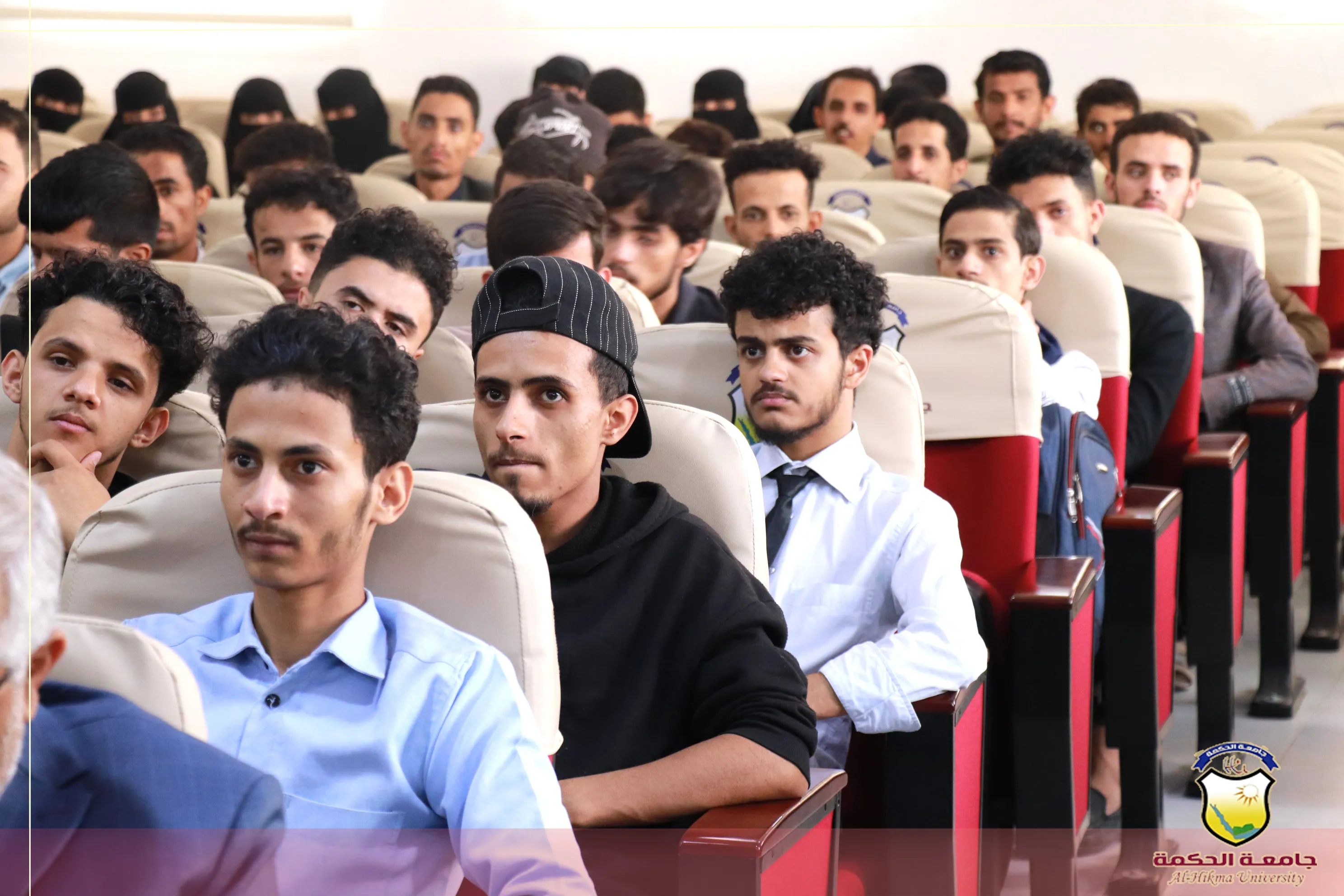 جامعة الحكمة تقيم ندوة علمية متميزة حول الدفاع عن البنية التحتية الشبكية من الهجمات السيبرانية