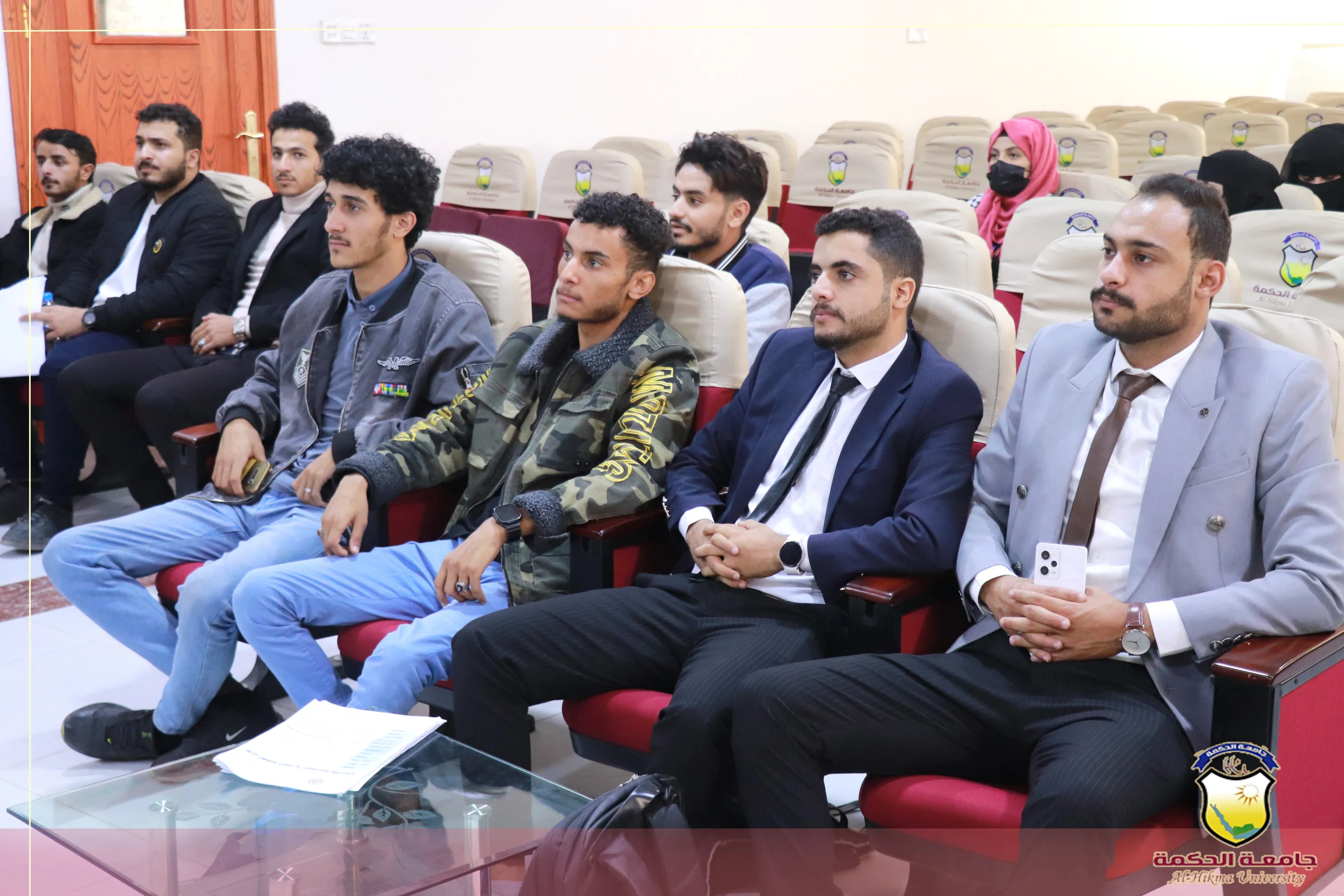 قسم الشريعة والقانون بجامعة الحكمة يفتتح أولى جلسات المحكمة الافتراضية لهذا العام ضمن تطبيقاته العملية