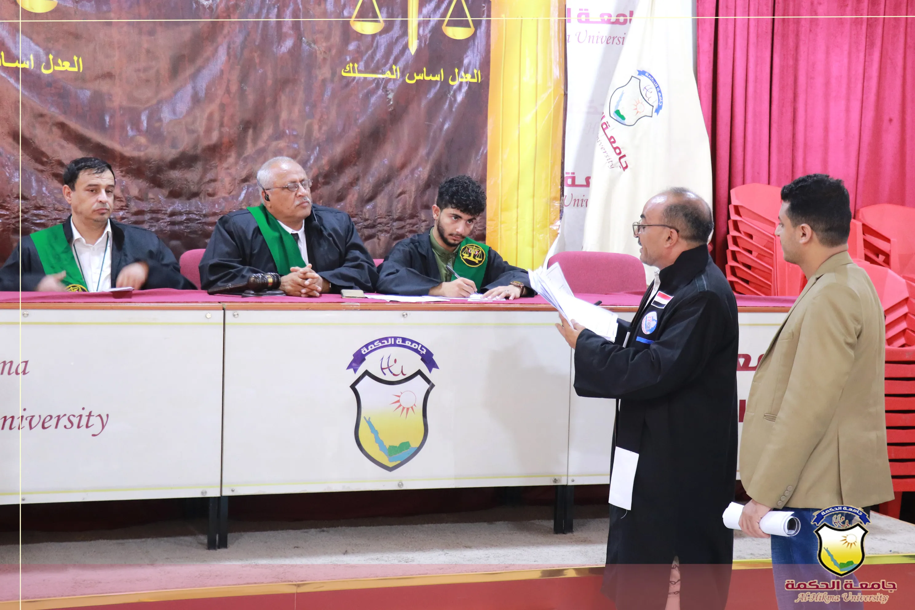 قسم الشريعة والقانون بجامعة الحكمة يفتتح أولى جلسات المحكمة الافتراضية لهذا العام ضمن تطبيقاته العملية