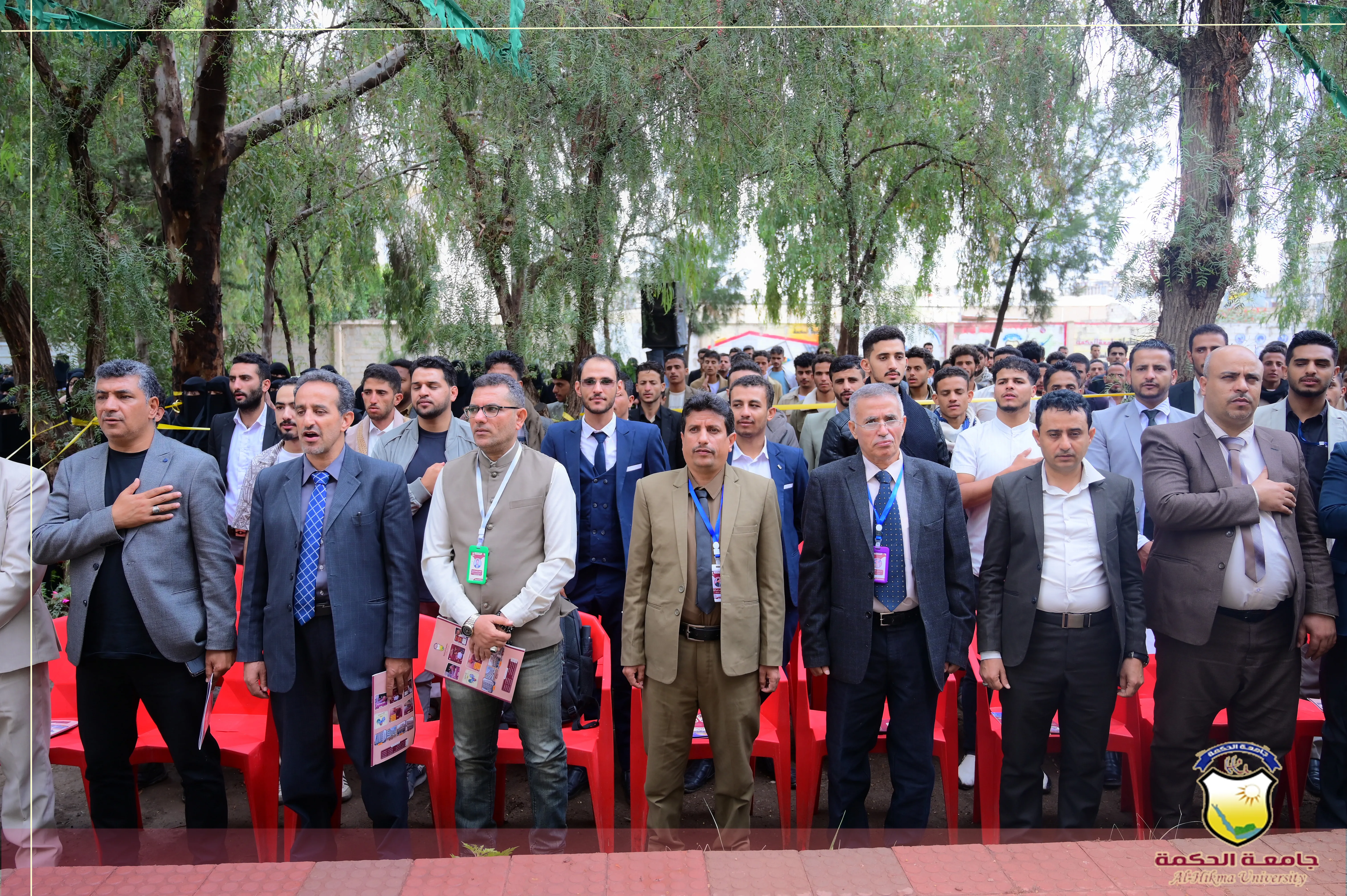 "جامعة الحكمة - فرع ذمار تحتفي بقدوم ذكرى المولد النبوي الشريف وتكرّم طلبتها المتميزين وتحتفي بطلبتها المستجدين"