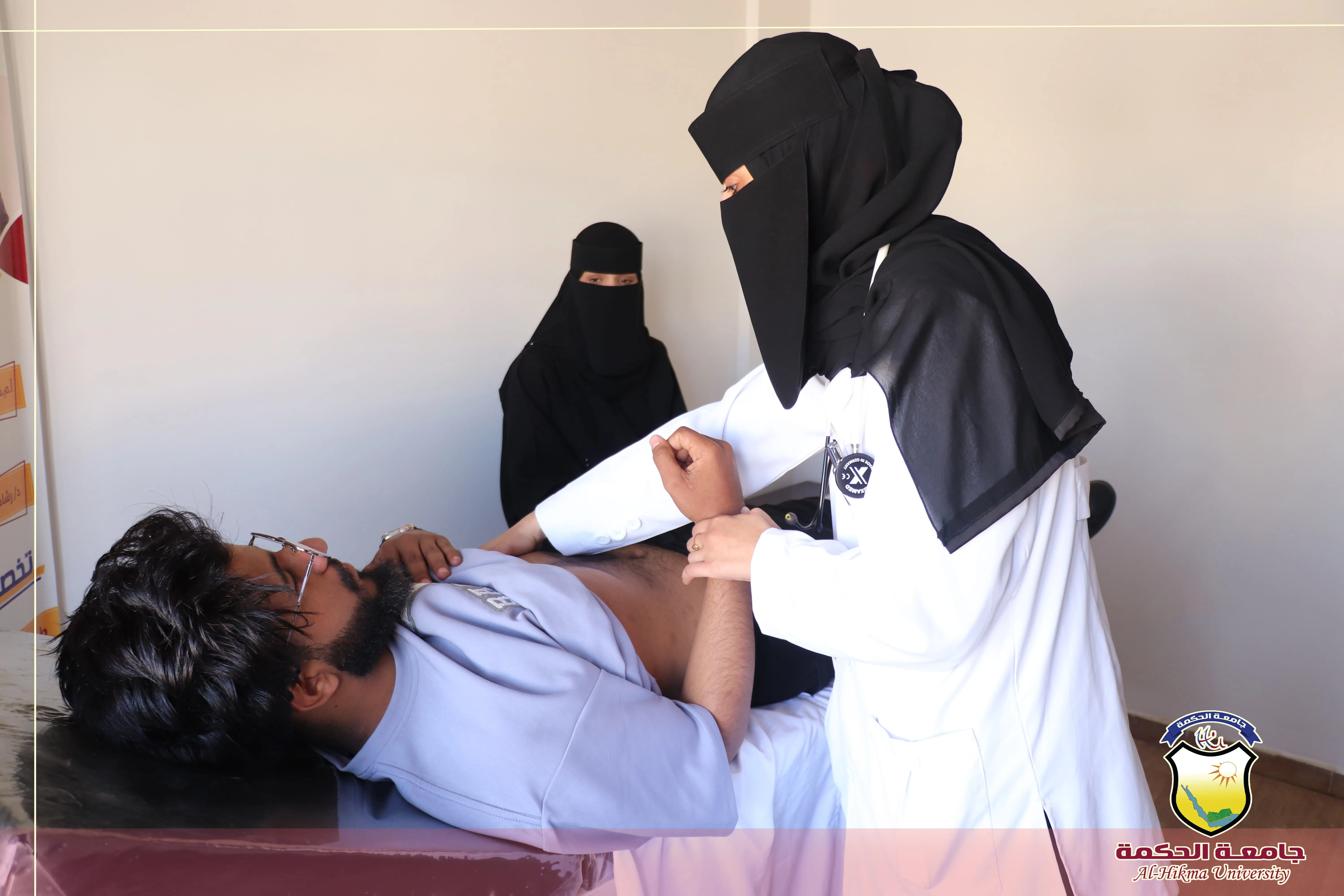 كلية العلوم الطبية تدشن الإمتحان الشمولي لمقرر المهارات السريرية (OSCE) لطلبة الدفعة السادسة من بكالوريوس #طب_عام_وجراحة بجامعة الحكمة