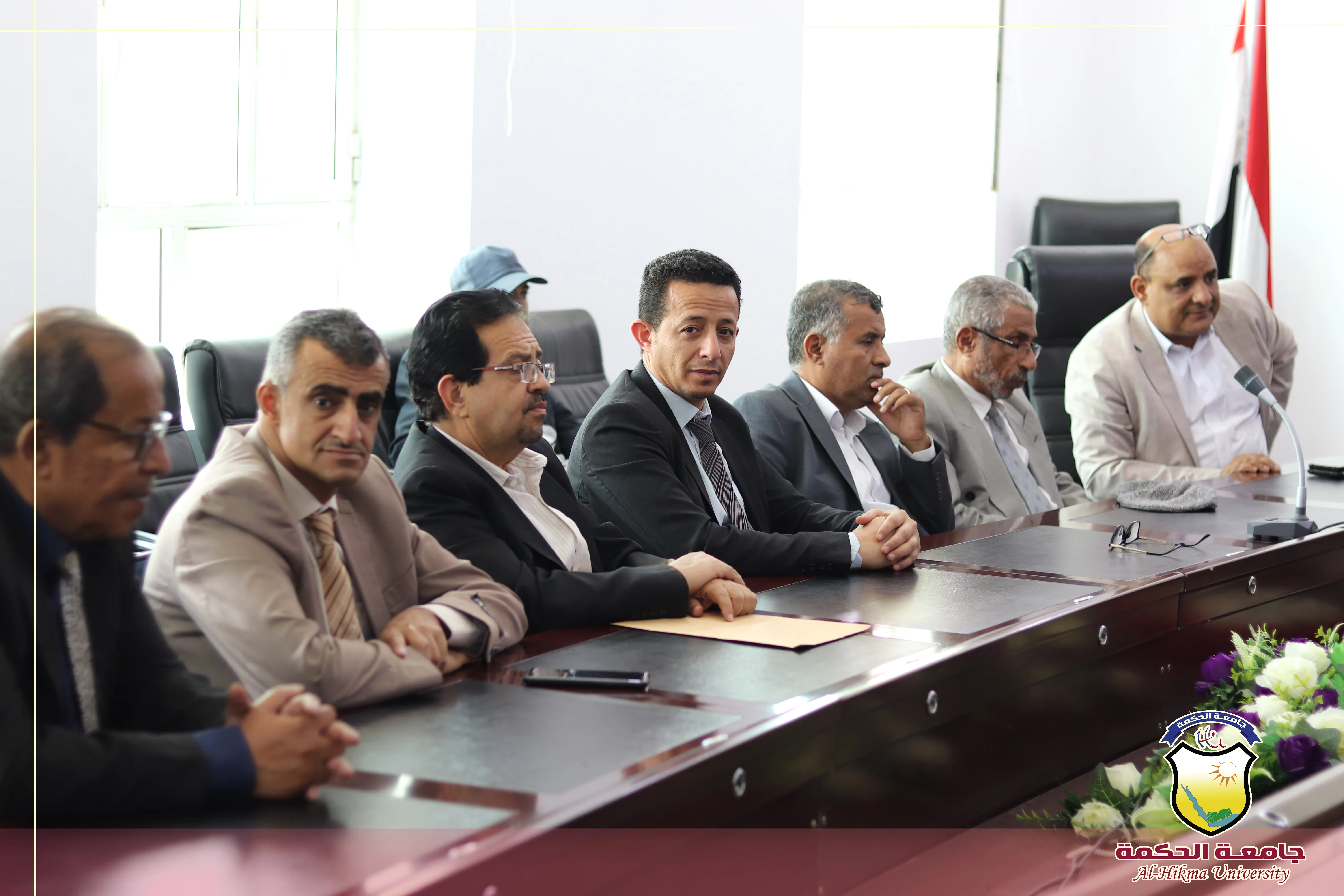 جامعة الحكمة تسلّم طلب اعتماد برنامجي الطب والجراحة وطب الأسنان لمجلس الاعتماد الأكاديمي وضمان جودة التعليم باليمن